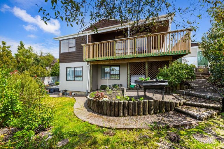 Photo of property in 2/17 Duncan Avenue, Te Atatu South, Auckland, 0610