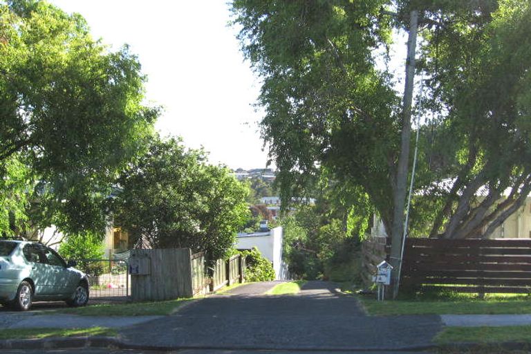 Photo of property in 1/7 Salem Place, Torbay, Auckland, 0630