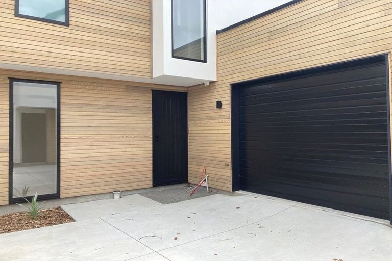 Photo of property in 97d Poulson Street, Addington, Christchurch, 8024