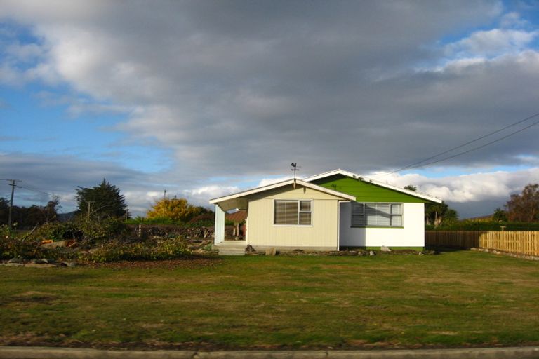 Photo of property in 40 Burraness Street, Palmerston, 9430