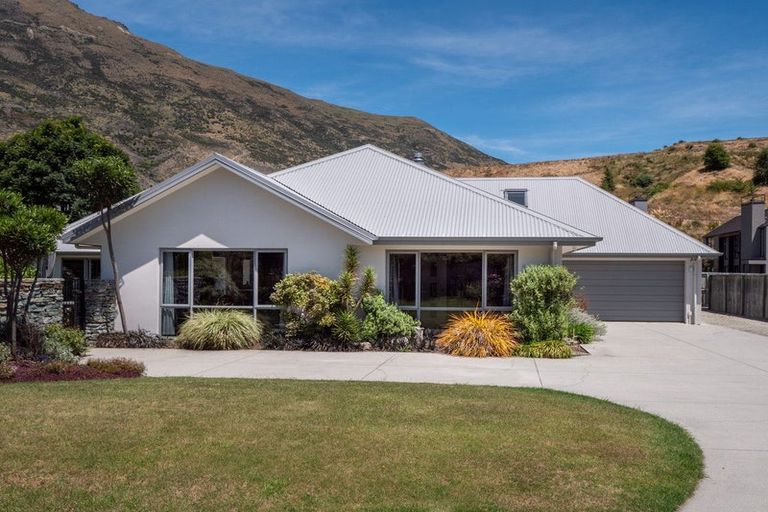 Photo of property in 44 Onslow Road, Lake Hayes, Queenstown, 9304