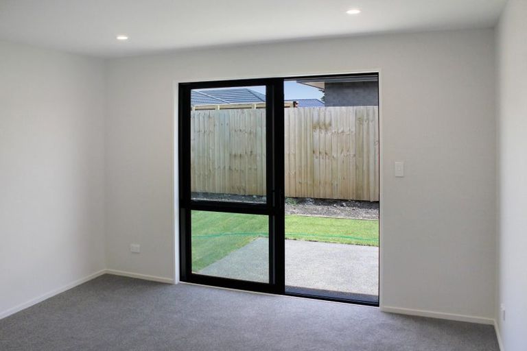 Photo of property in 14 Korokio Lane, Halswell, Christchurch, 8025