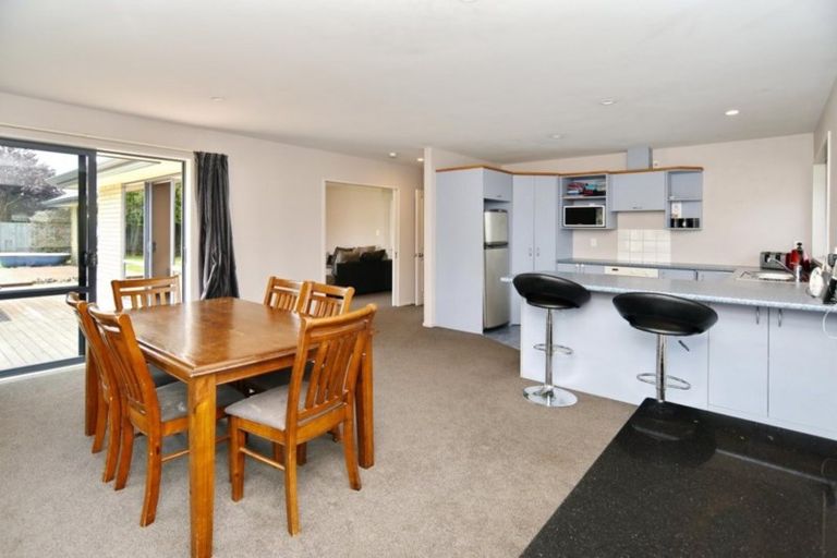 Photo of property in 6 Matson Close, Rangiora, 7400