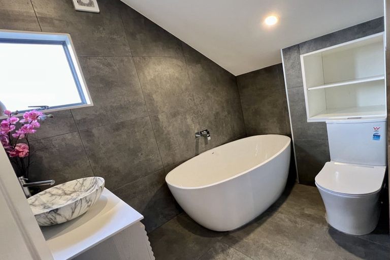 Photo of property in 2/51 John Gill Road, Shelly Park, Auckland, 2014