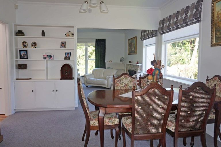 Photo of property in 24 Avenue North Road, Levin, 5510