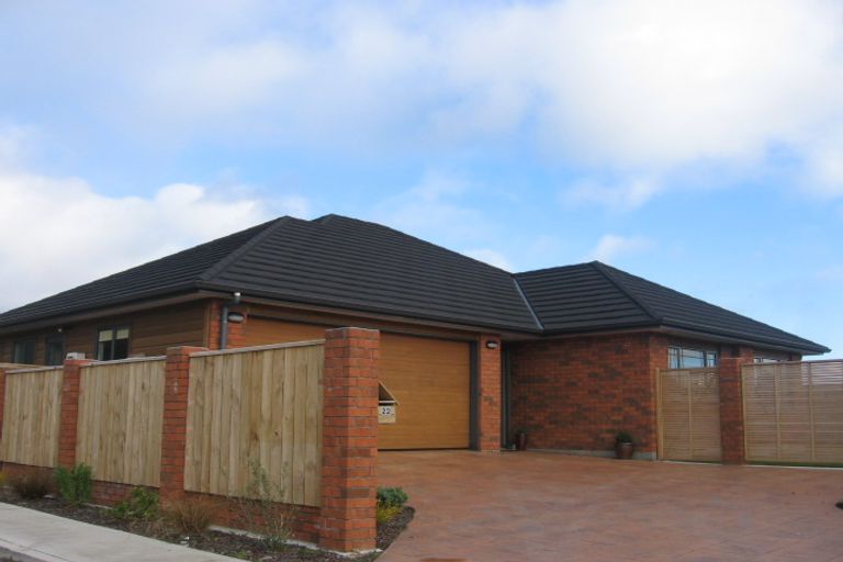 Photo of property in 22 Moana Grove, Waiwhetu, Lower Hutt, 5010