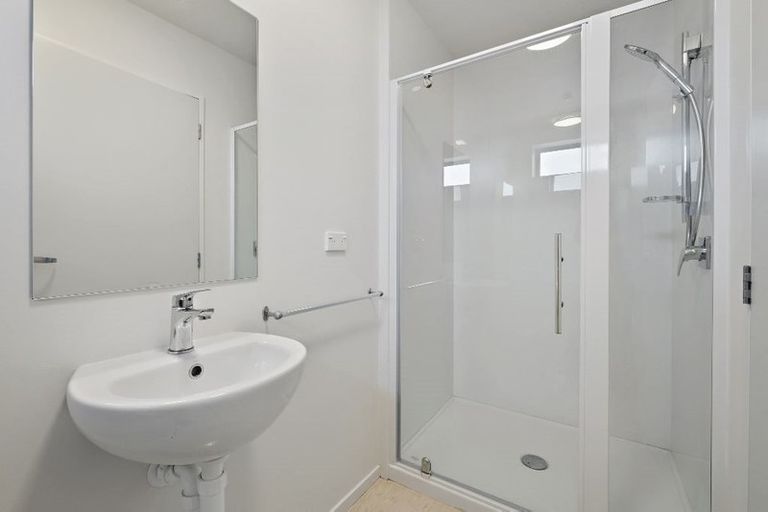 Photo of property in 16 Silverstone Drive, Cromwell, 9384