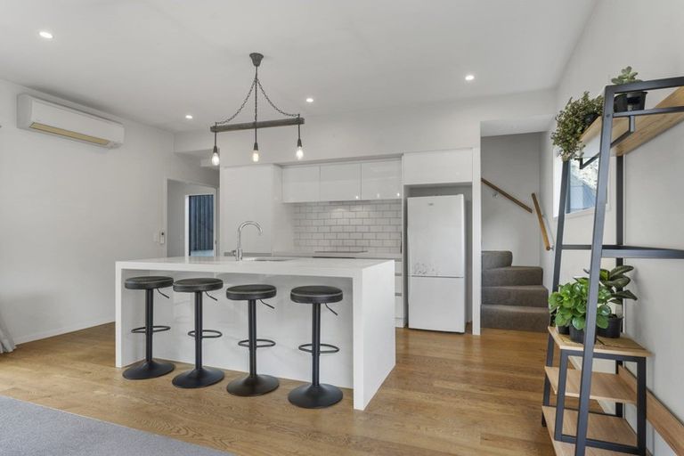 Photo of property in 5 Kincaid Place, Arthurs Point, Queenstown, 9371