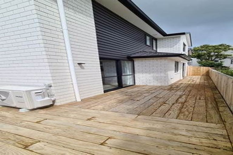 Photo of property in 1/3 Snead Place, Hamilton East, Hamilton, 3216