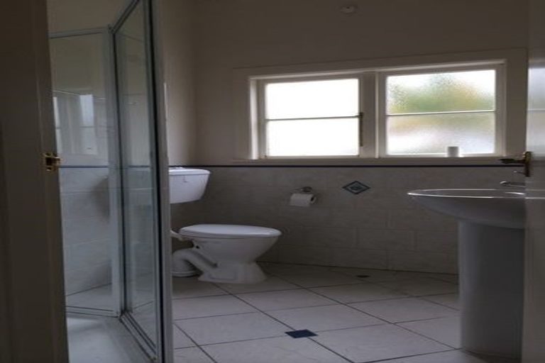 Photo of property in 16a Thompson Street, Mount Cook, Wellington, 6011