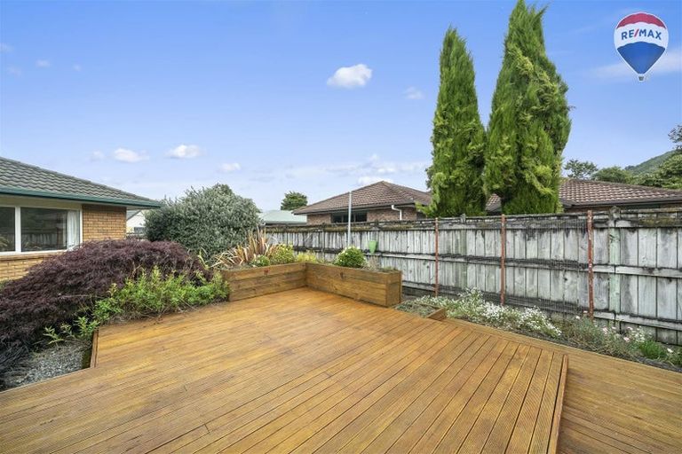 Photo of property in 18 Galveston Grove, Totara Park, Upper Hutt, 5018