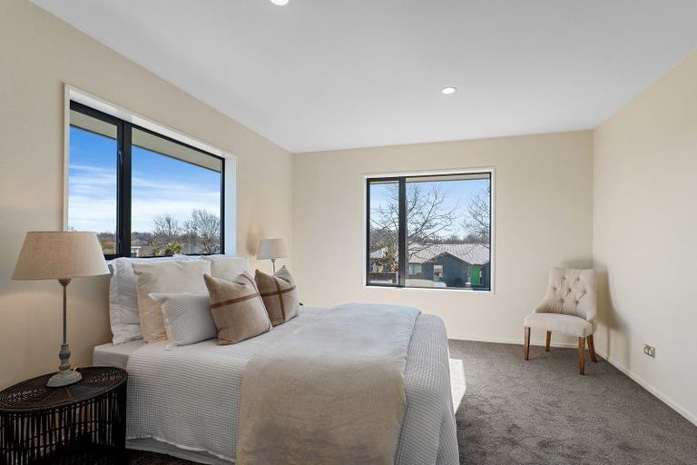 Photo of property in 2 Harrys Way, Redwood, Christchurch, 8051