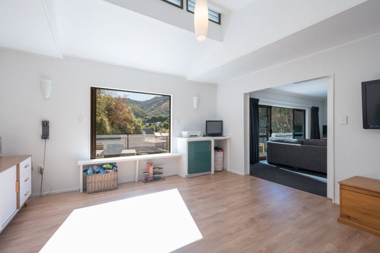 Photo of property in 17 Te Ata Place, Atawhai, Nelson, 7010