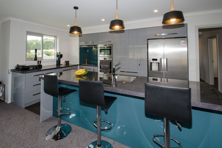 Photo of property in 30 Grandvista Drive, Green Island, Dunedin, 9018