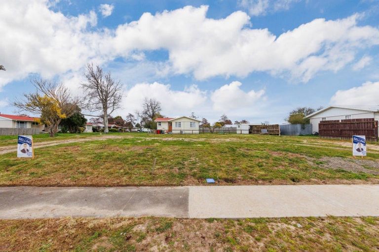 Photo of property in 60 Stillwater Place, Westbrook, Palmerston North, 4412