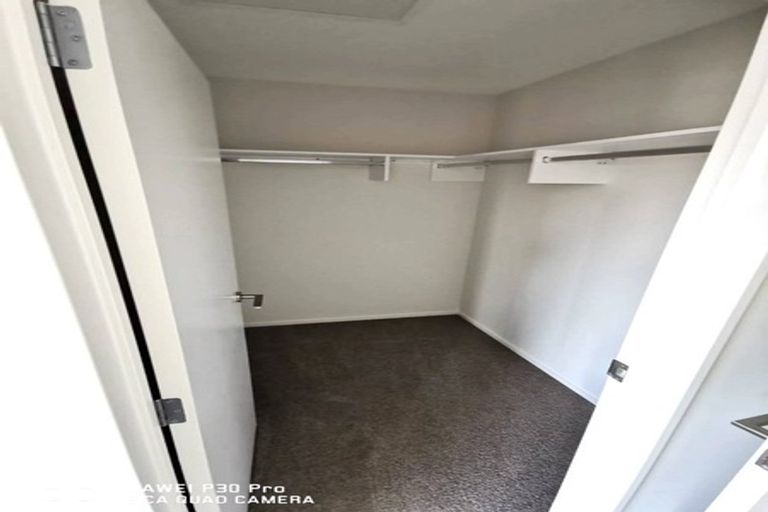 Photo of property in 82 Flat Bush School Road, Flat Bush, Auckland, 2019
