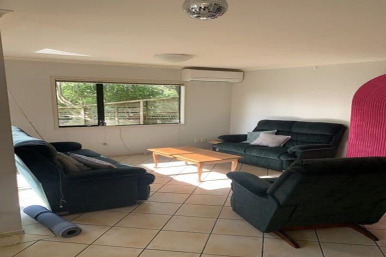 Photo of property in 18 Catrina Avenue, Birkenhead, Auckland, 0626