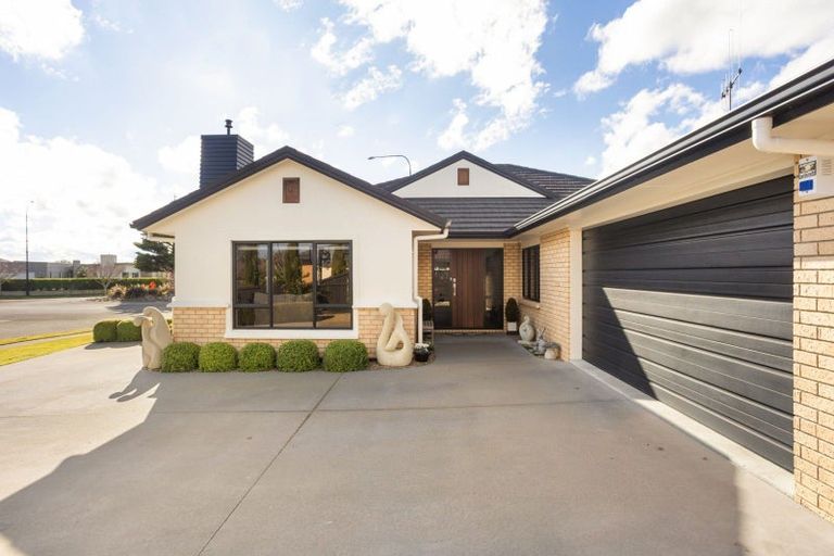 Photo of property in 2 Brancaster Place, Cambridge, 3434