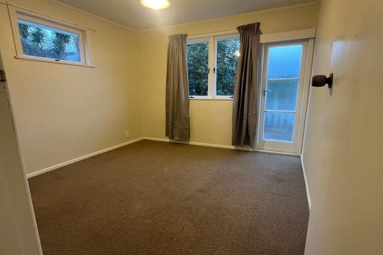 Photo of property in 5 Tyne Road, Forrest Hill, Auckland, 0620