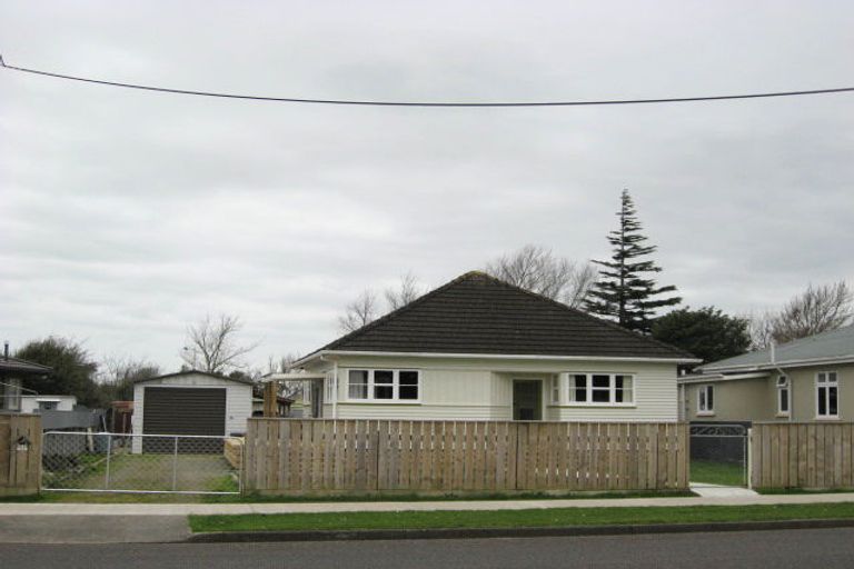 Photo of property in 33 Roosevelt Street, Levin, 5510