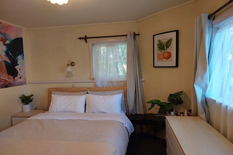 Photo of property in 31 Charlotte Avenue, Brooklyn, Wellington, 6021