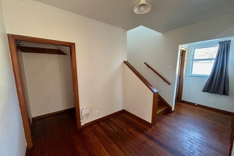 Photo of property in 22-24 Bentham Street, Westport, 7825