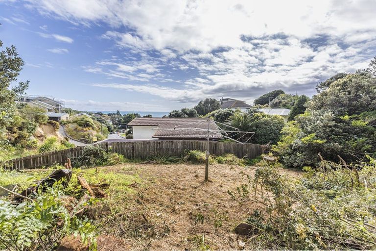 Photo of property in 31 View Road, Titahi Bay, Porirua, 5022