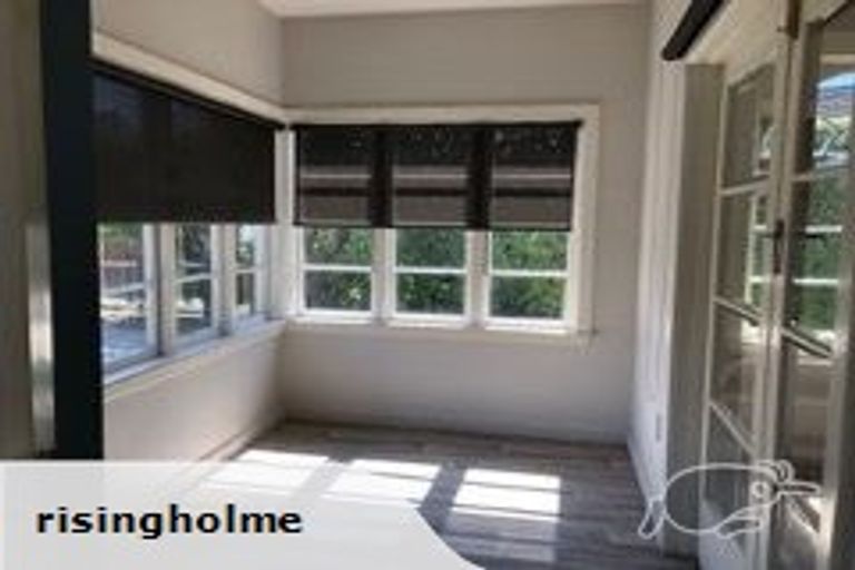 Photo of property in 99 Hawford Road, Opawa, Christchurch, 8023