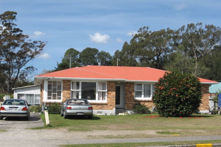 Photo of property in 3 Mcintyre Avenue, Fenton Park, Rotorua, 3010