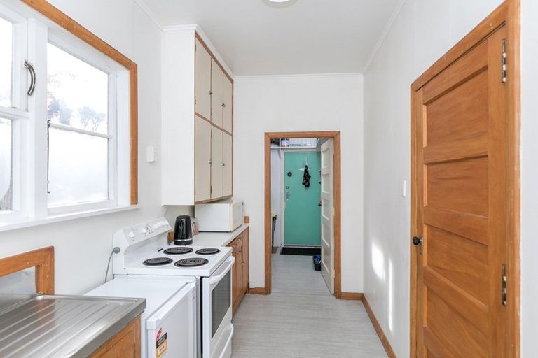 Photo of property in 12 Plunket Terrace, Hamilton East, Hamilton, 3216