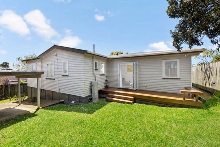 Photo of property in 1/31 Lavelle Road, Henderson, Auckland, 0612