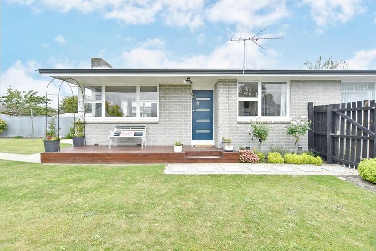 Photo of property in 24 Charles Street, Rangiora, 7400