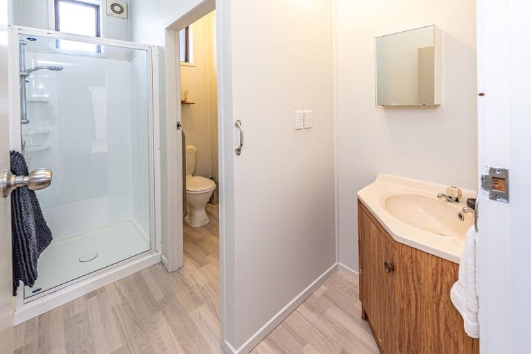 Photo of property in 14 Okiwa Terrace, Waiinu Beach, Whanganui, 4588