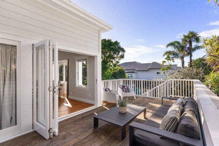 Photo of property in 19 Burnley Terrace, Mount Eden, Auckland, 1024