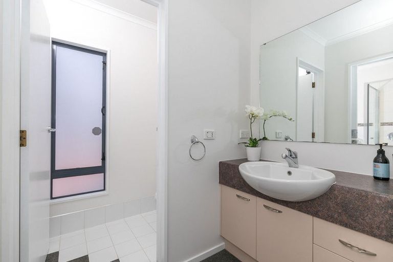 Photo of property in 34 Berkley Avenue, Hillcrest, Hamilton, 3216