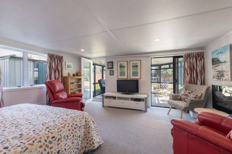 Photo of property in 9 Tait Street, Ruby Bay, Mapua, 7005