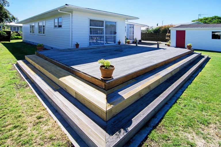 Photo of property in 61 Fergusson Street, Solway, Masterton, 5810