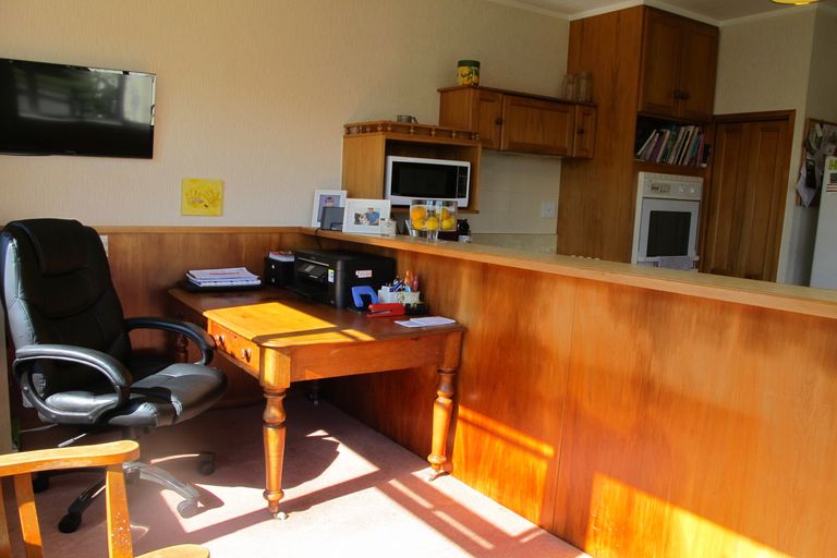 Photo of property in 637 Bank Street, Te Awamutu, 3800