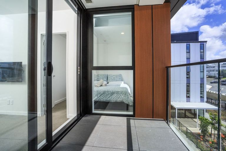 Photo of property in 310/19 Rawene Road, Birkenhead, Auckland, 0626