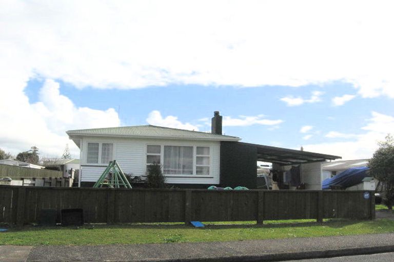 Photo of property in 19 Erin Street, Tikipunga, Whangarei, 0112
