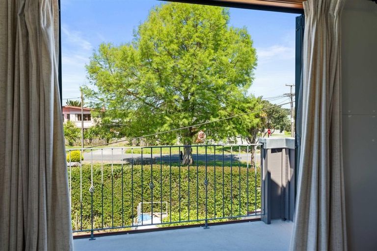 Photo of property in 3 Cove Road, Waipu, 0510