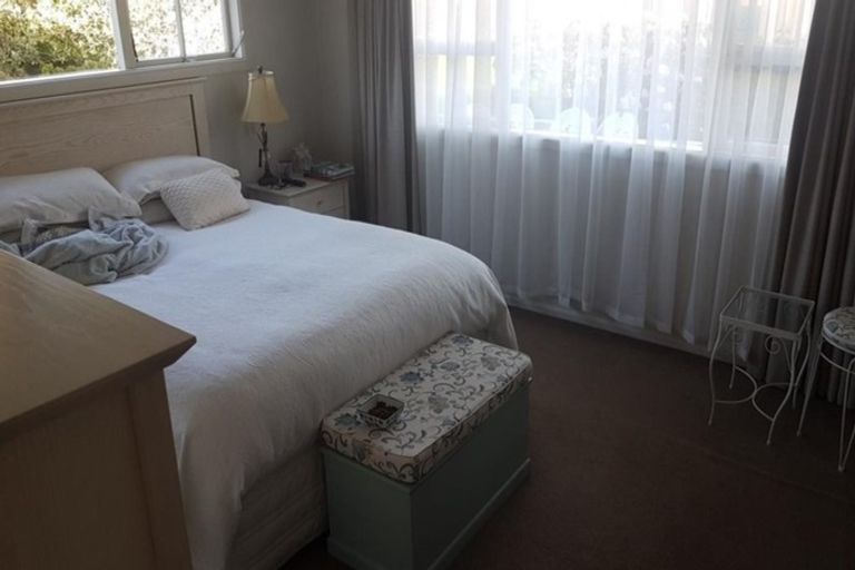 Photo of property in 2/7 Wroxton Terrace, Merivale, Christchurch, 8014