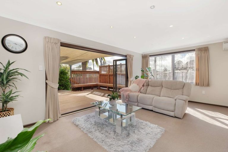 Photo of property in 27 Manapouri Place, Glenview, Hamilton, 3206