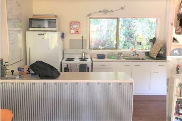 Photo of property in 9/103 Hinemoa Street, Birkenhead, Auckland, 0626