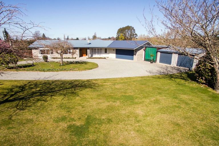 Photo of property in 125 Main North Road, Geraldine, 7930