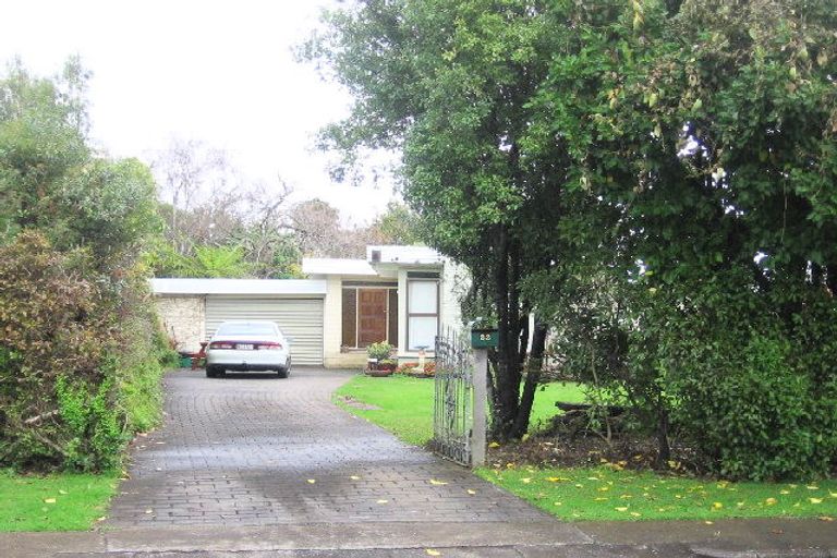 Photo of property in 22 Sunnyside Crescent, Papatoetoe, Auckland, 2025