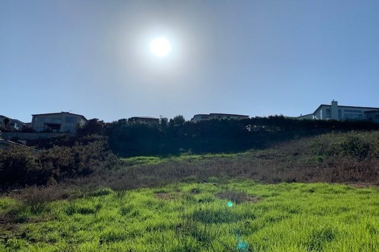 Photo of property in 30 Schopolo Place, Schnapper Rock, Auckland, 0632