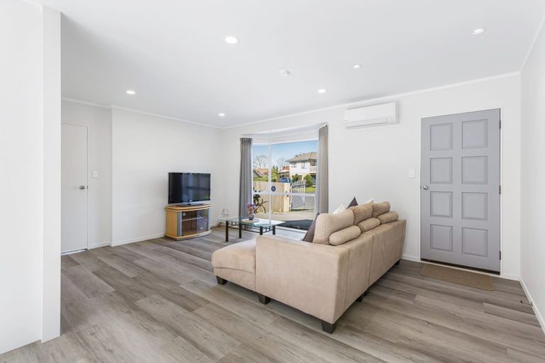 Photo of property in 46 Patts Avenue, Glendene, Auckland, 0602