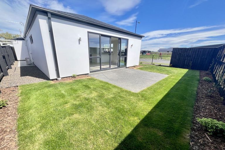 Photo of property in 1 Comer Street, Halswell, Christchurch, 8025