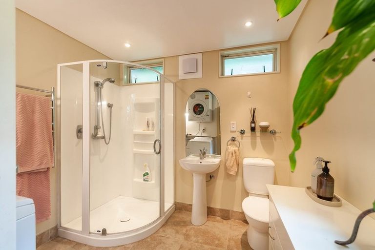 Photo of property in 73 Bay View Road, Whangarei Heads, Whangarei, 0174